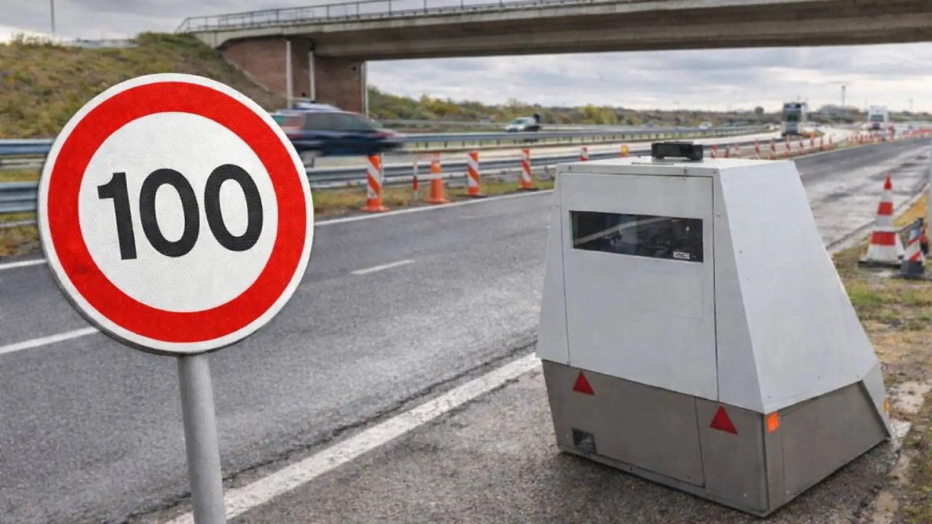 Attention conducteurs : le nouveau radar mobile par remorque surveille désormais l'A-1 en zone de travaux
