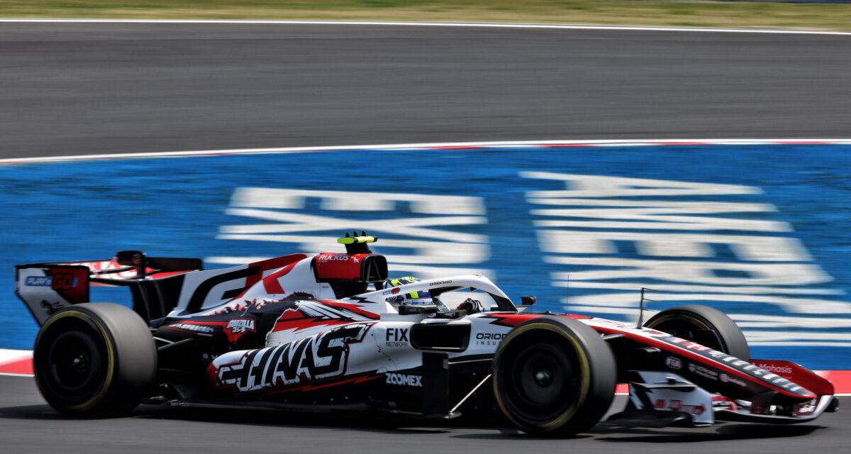 Monoplace Haas d'Oliver Bearman accidentée lors du GP du Japon à Suzuka avec dégâts visibles